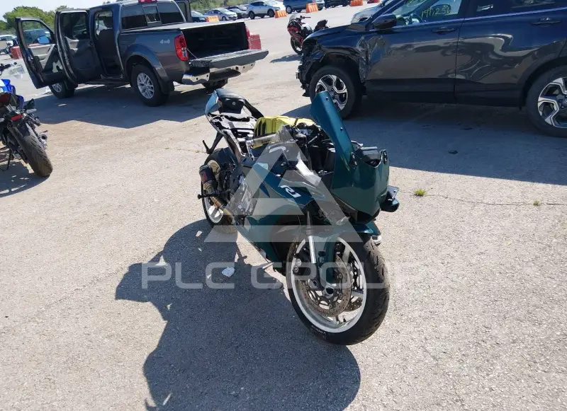 2016 Yamaha YZFR1 фото