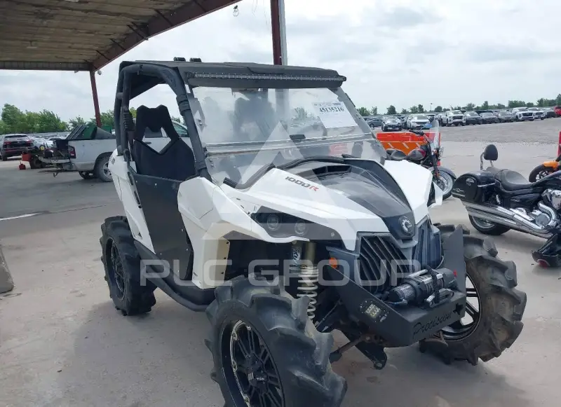 2016 Can-AM MAVERICK фото
