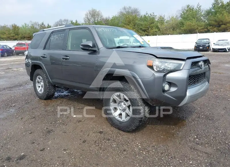 2016 Toyota 4 RUNNER photo