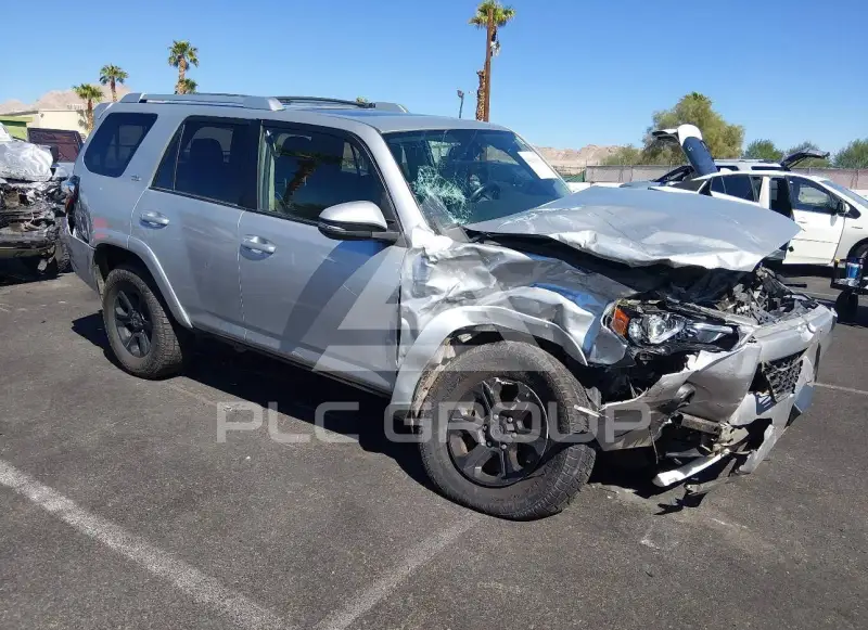 2016 Toyota 4 RUNNER фото