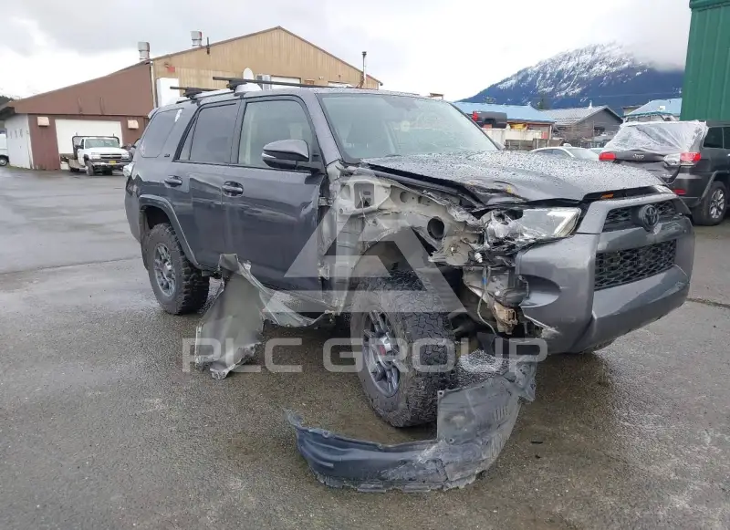 2016 Toyota 4 RUNNER photo