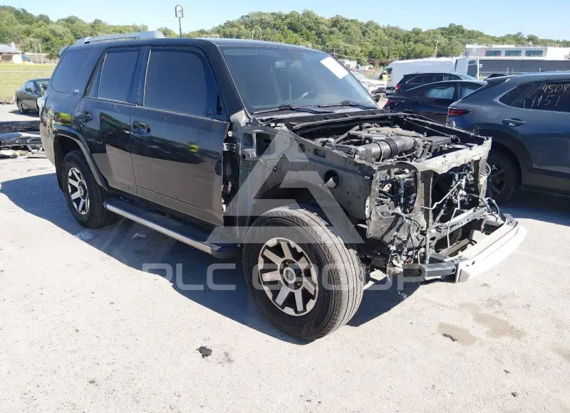 2016 Toyota 4 RUNNER photo