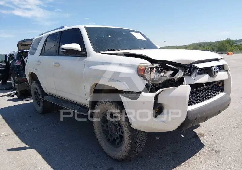 2016 Toyota 4 RUNNER фото