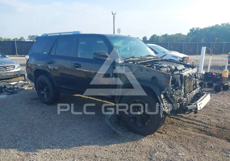 2016 Toyota 4 RUNNER photo