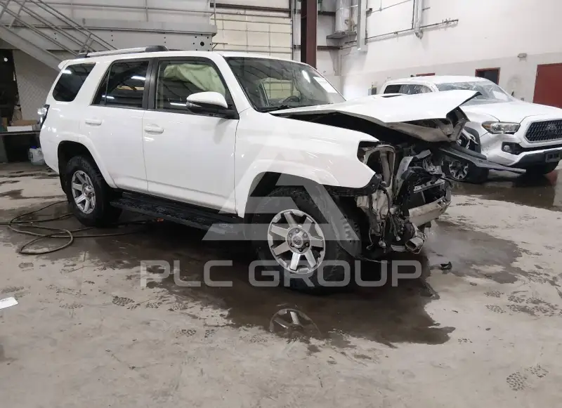 2016 Toyota 4 RUNNER фото