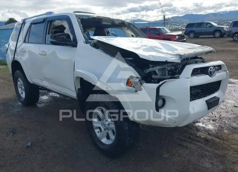 2016 Toyota 4 RUNNER photo