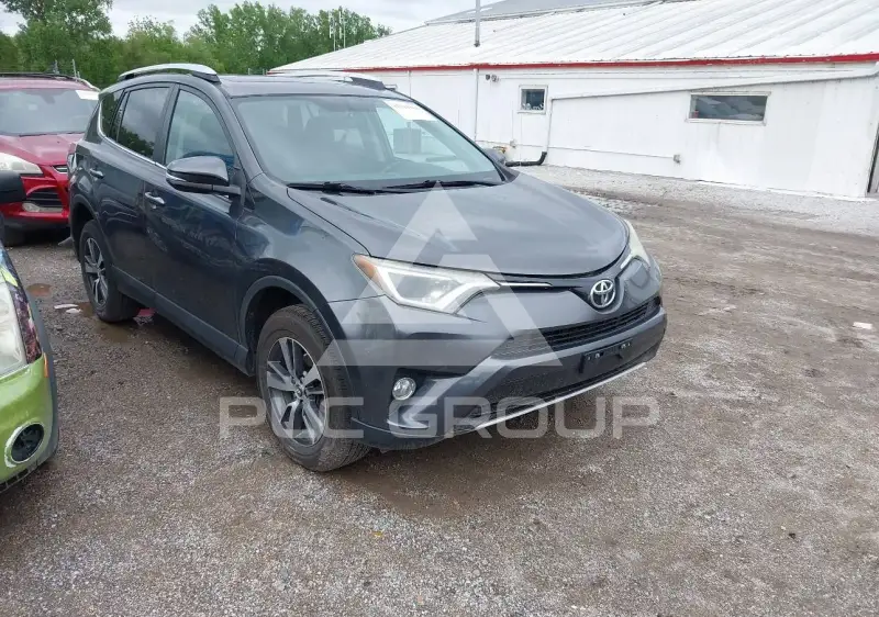 2016 Toyota RAV4 photo