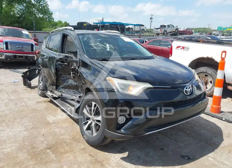 2016 Toyota RAV4 фото