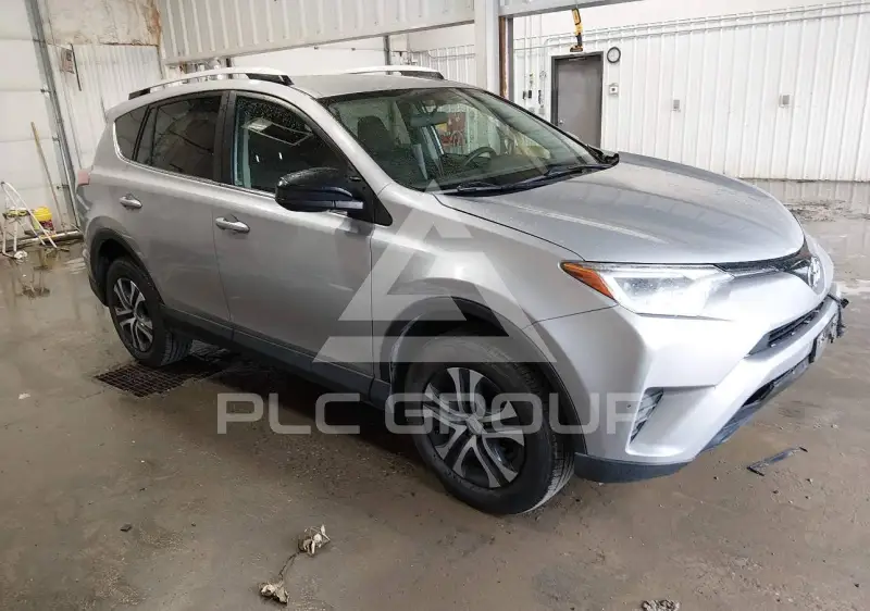 2016 Toyota RAV4 фото