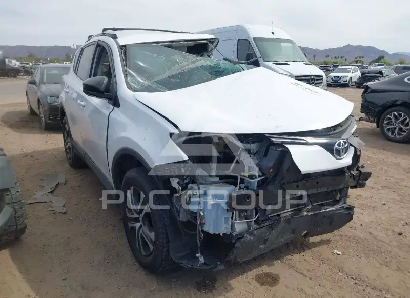 2016 Toyota RAV4 photo