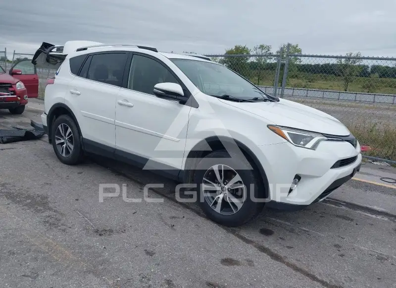 2016 Toyota RAV4 фото