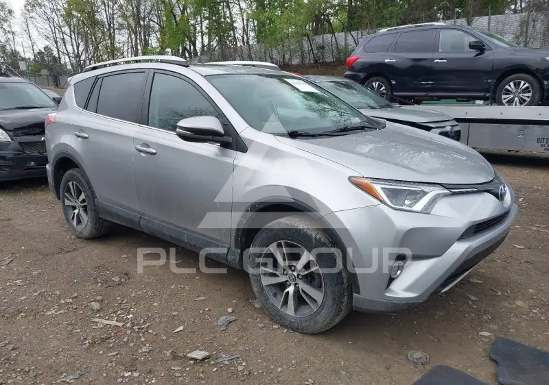 2016 Toyota RAV4 фото