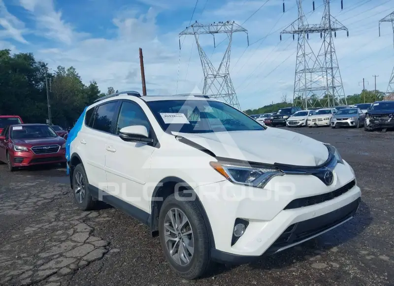 2016 Toyota RAV4 фото