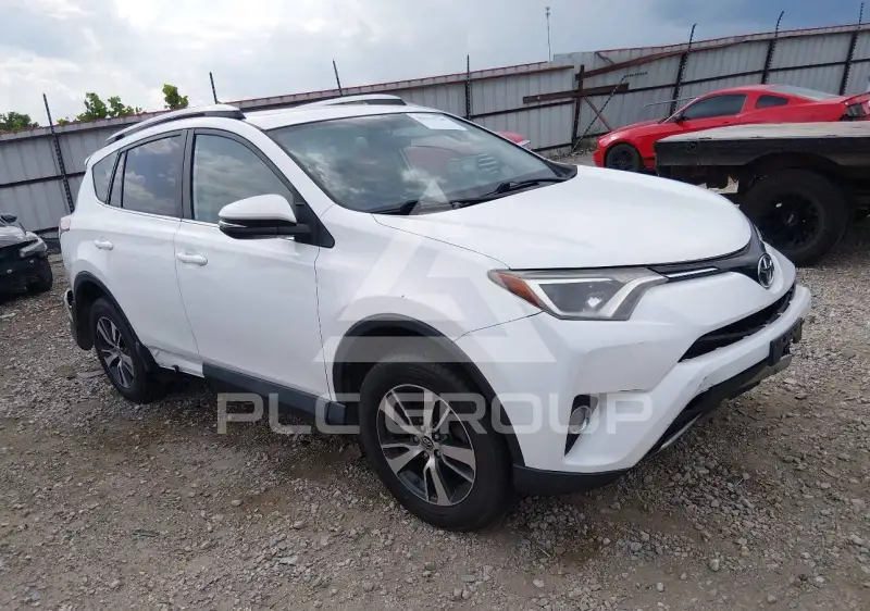 2016 Toyota RAV4 фото