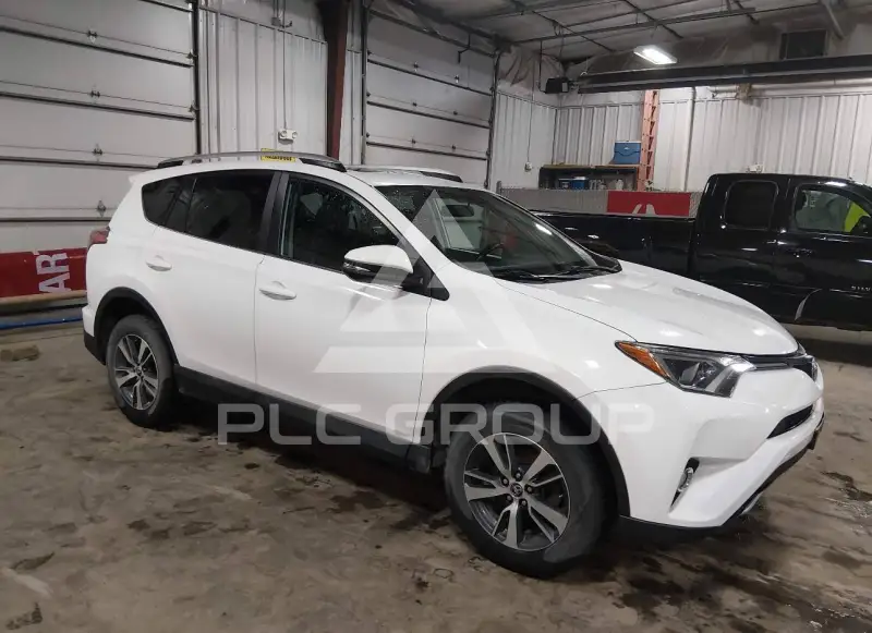 2016 Toyota RAV4 photo