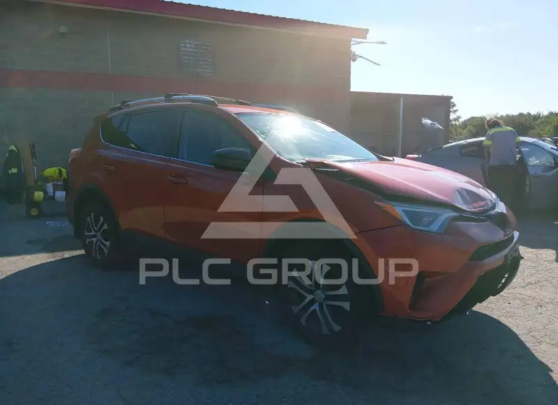2016 Toyota RAV4 фото