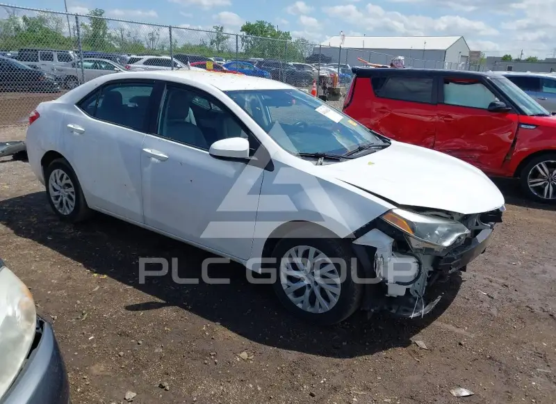 2016 Toyota COROLLA фото