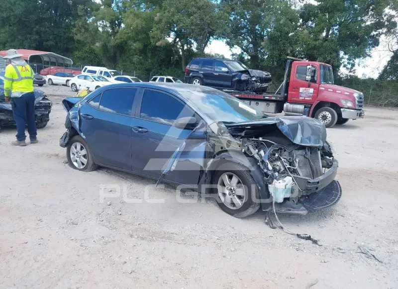 2016 Toyota COROLLA фото