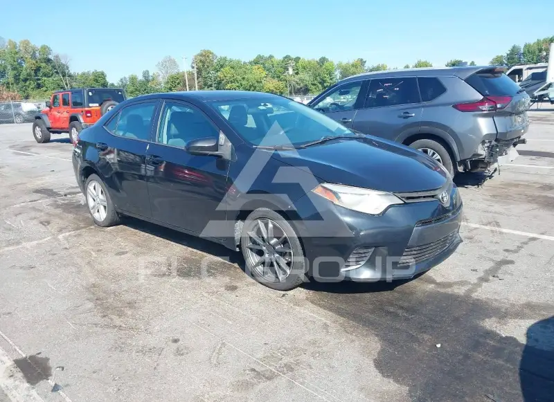 2016 Toyota COROLLA фото
