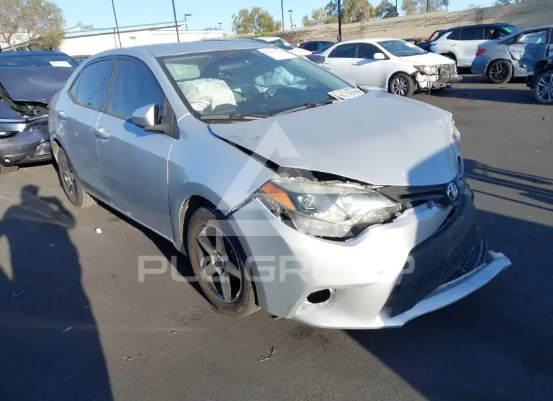 2016 Toyota COROLLA фото