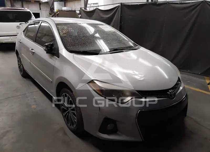 2016 Toyota COROLLA фото