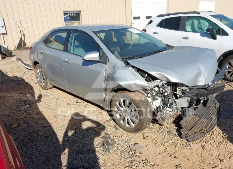 2016 Toyota COROLLA фото
