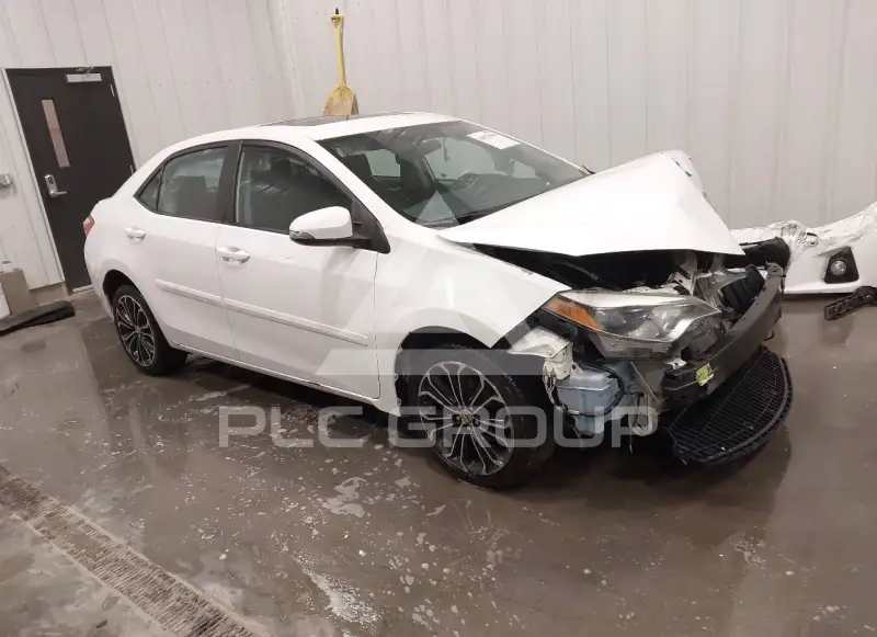 2016 Toyota COROLLA фото