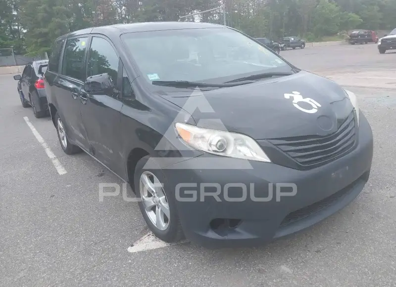 2016 Toyota SIENNA фото