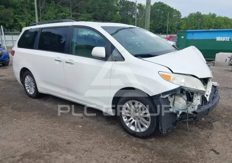 2016 Toyota SIENNA фото