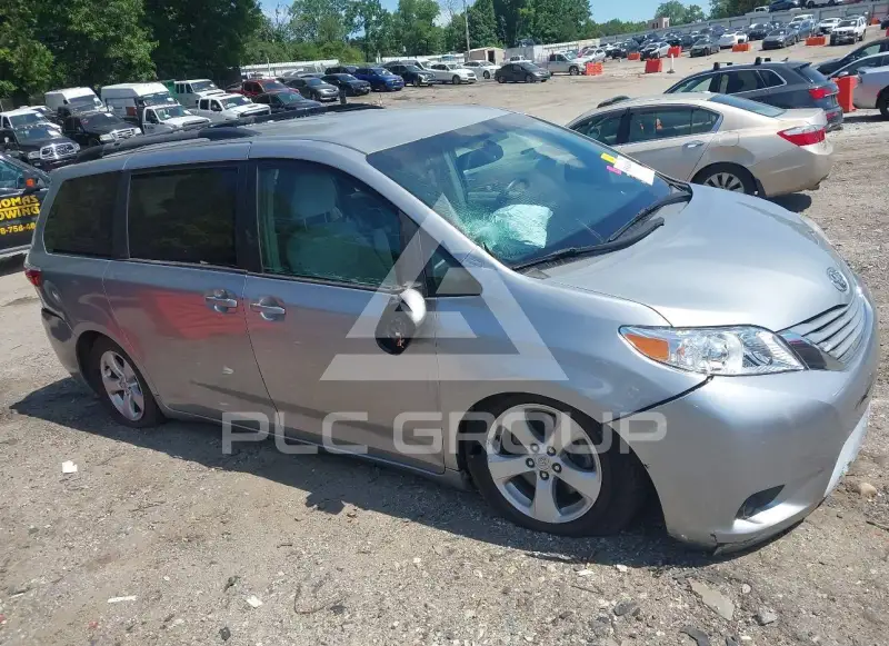 2016 Toyota SIENNA photo