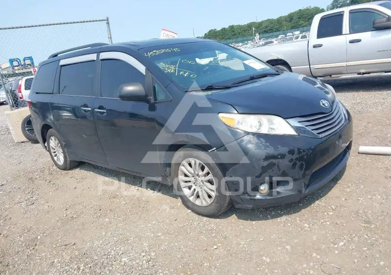 2016 Toyota SIENNA фото