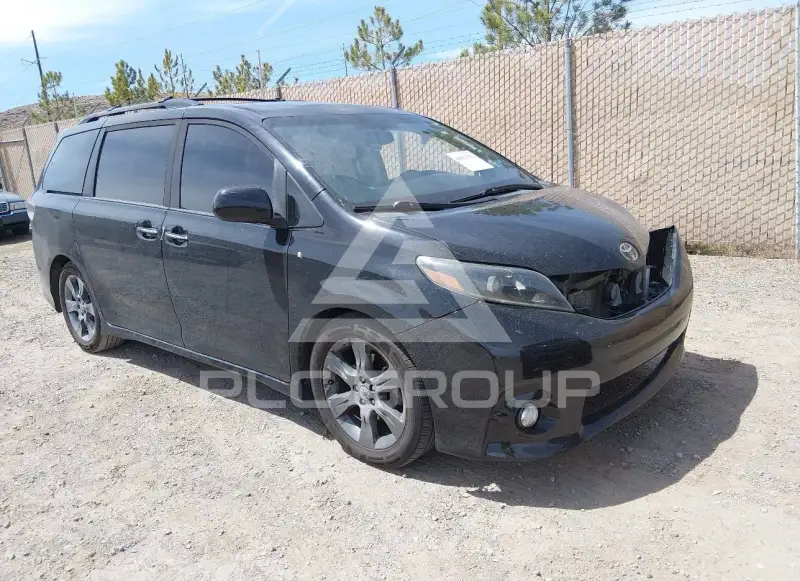 2016 Toyota SIENNA фото