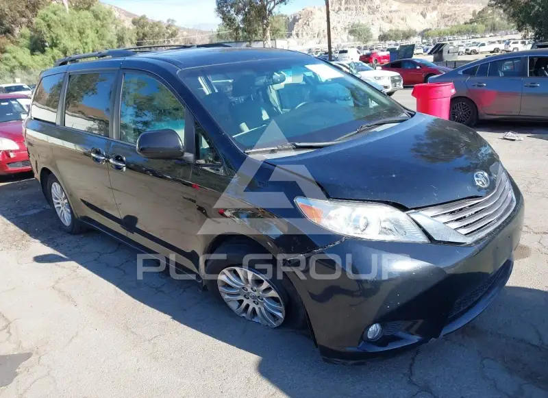 2016 Toyota SIENNA фото
