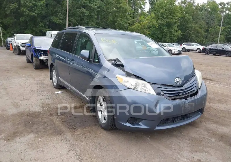 2016 Toyota SIENNA фото