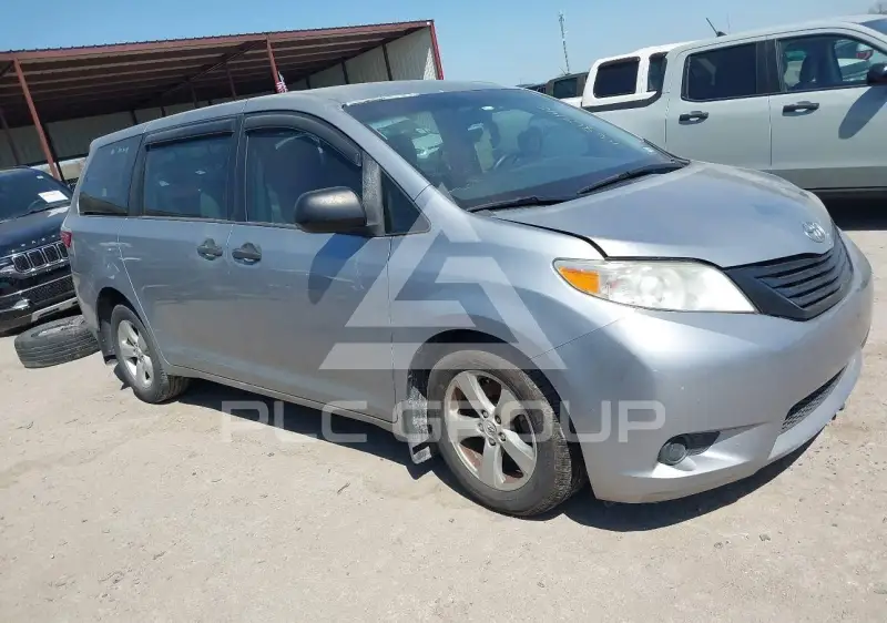2016 Toyota SIENNA фото
