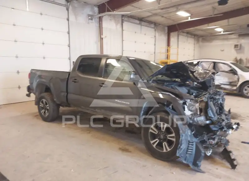 2016 Toyota TACOMA photo