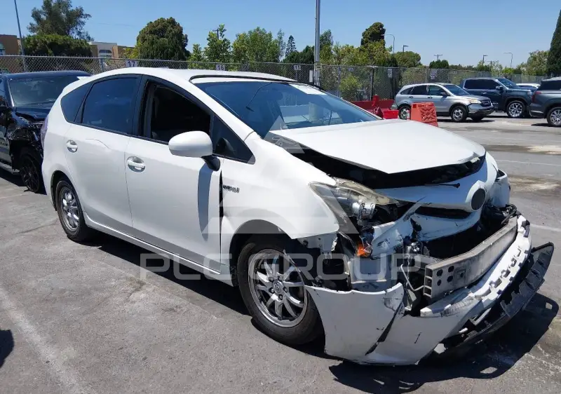 2016 Toyota PRIUS фото