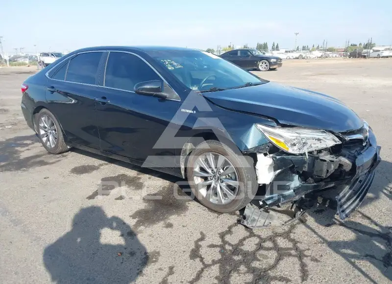 2016 Toyota CAMRY фото