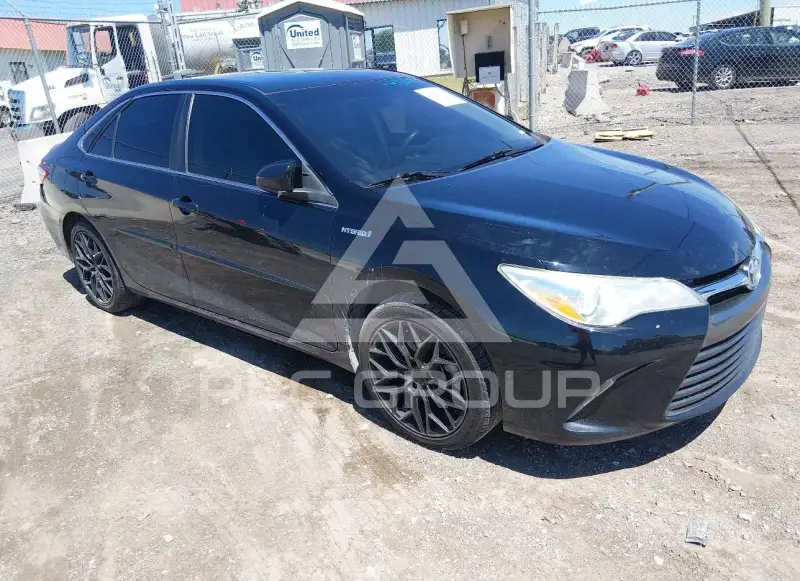 2016 Toyota CAMRY фото