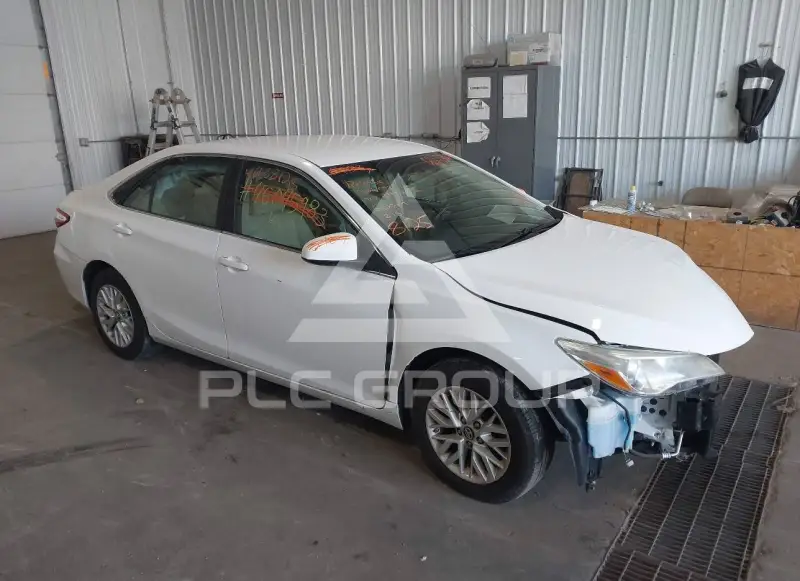 2016 Toyota CAMRY фото