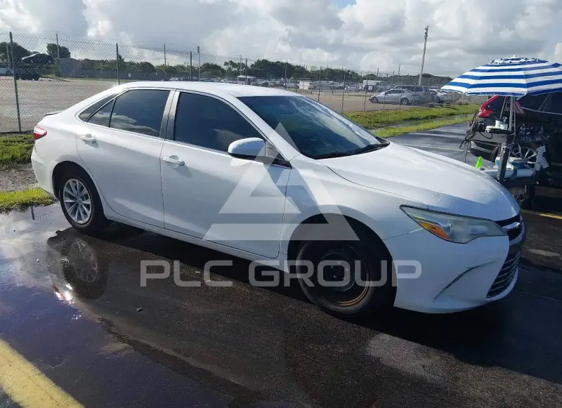 2016 Toyota CAMRY photo