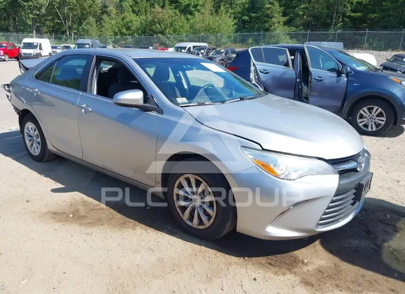 2016 Toyota CAMRY фото