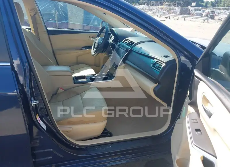 2016 Toyota CAMRY фото