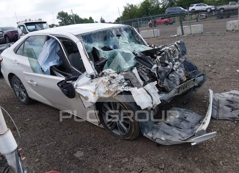 2016 Toyota CAMRY фото