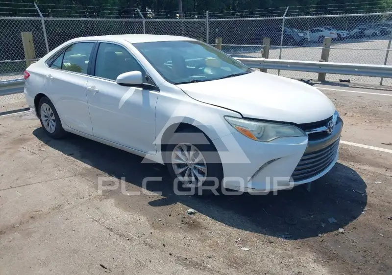 2016 Toyota CAMRY фото