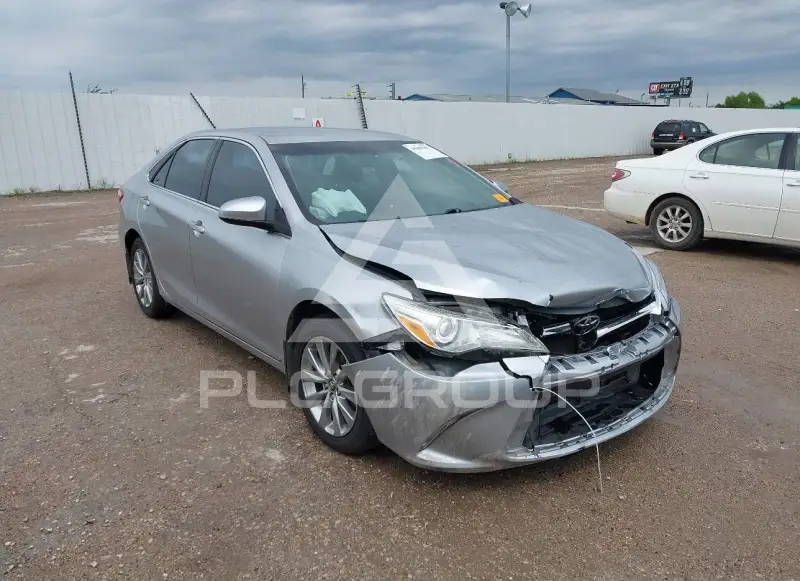 2016 Toyota CAMRY фото