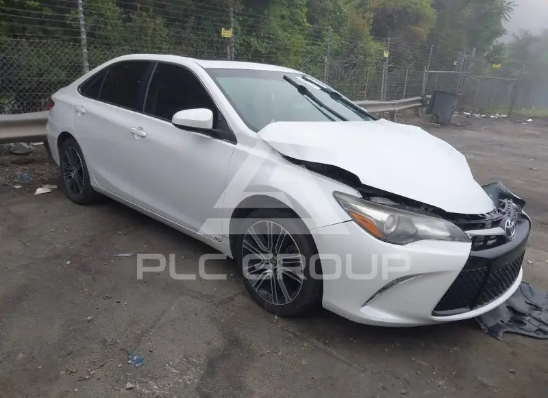 2016 Toyota CAMRY фото