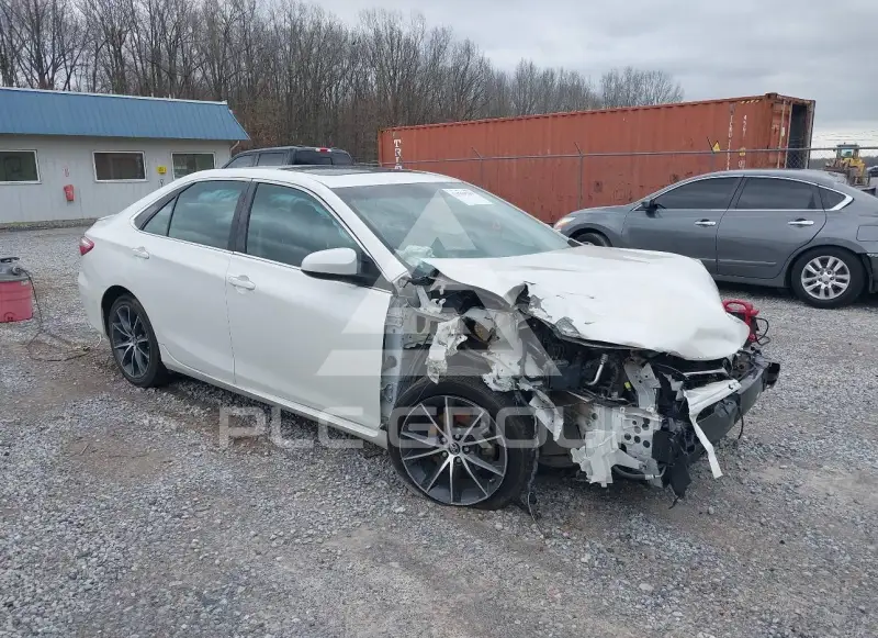 2016 Toyota CAMRY photo