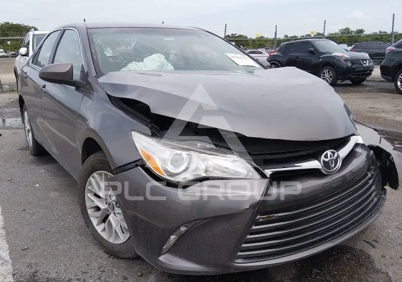 2016 Toyota CAMRY photo