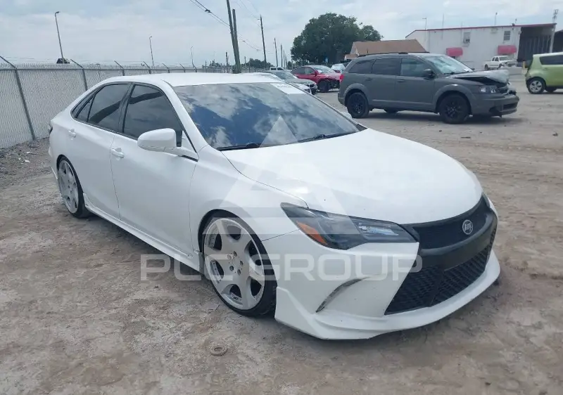 2016 Toyota CAMRY фото
